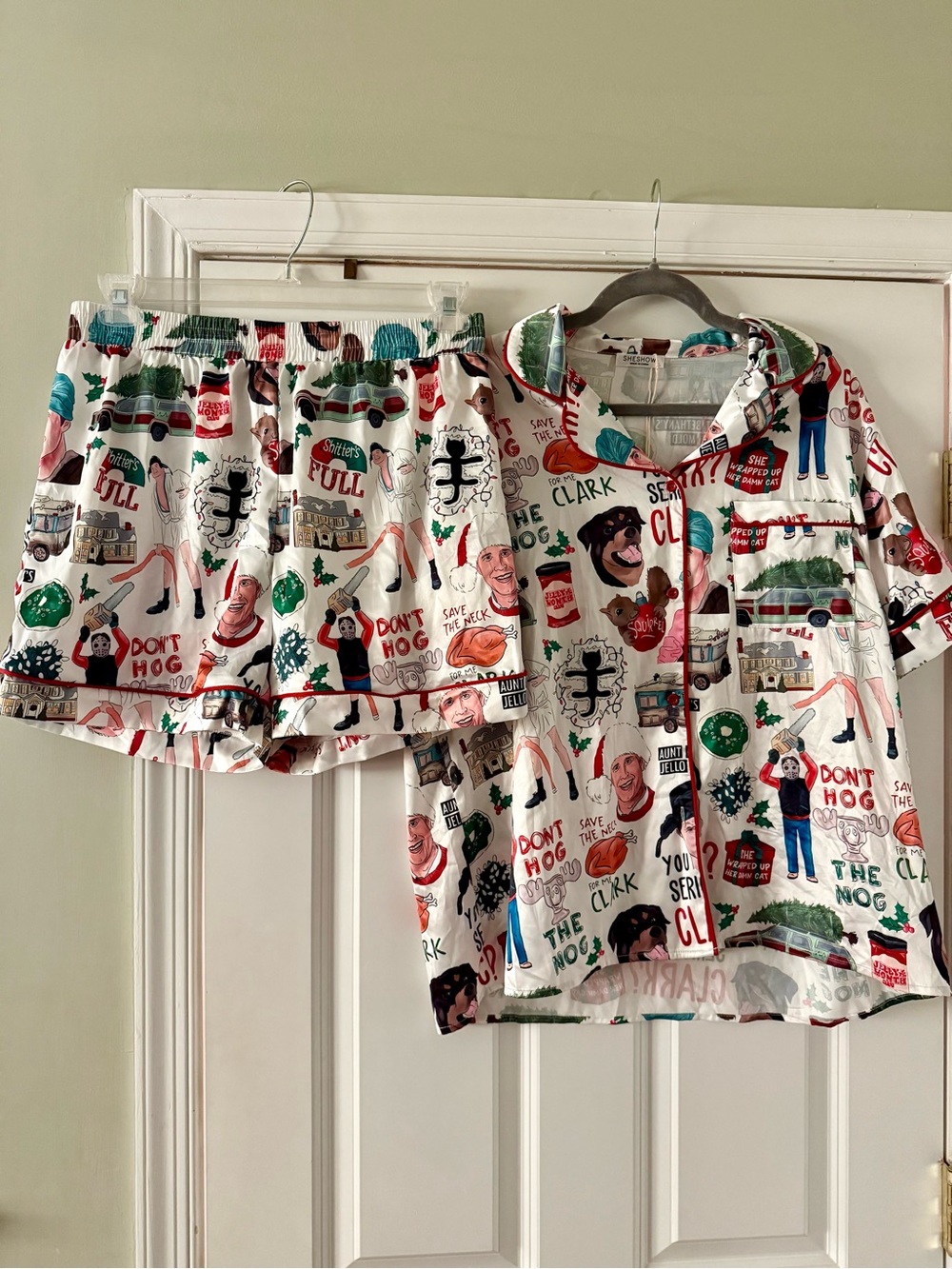 Women's Holiday Graphic Pajama Set - White Multi